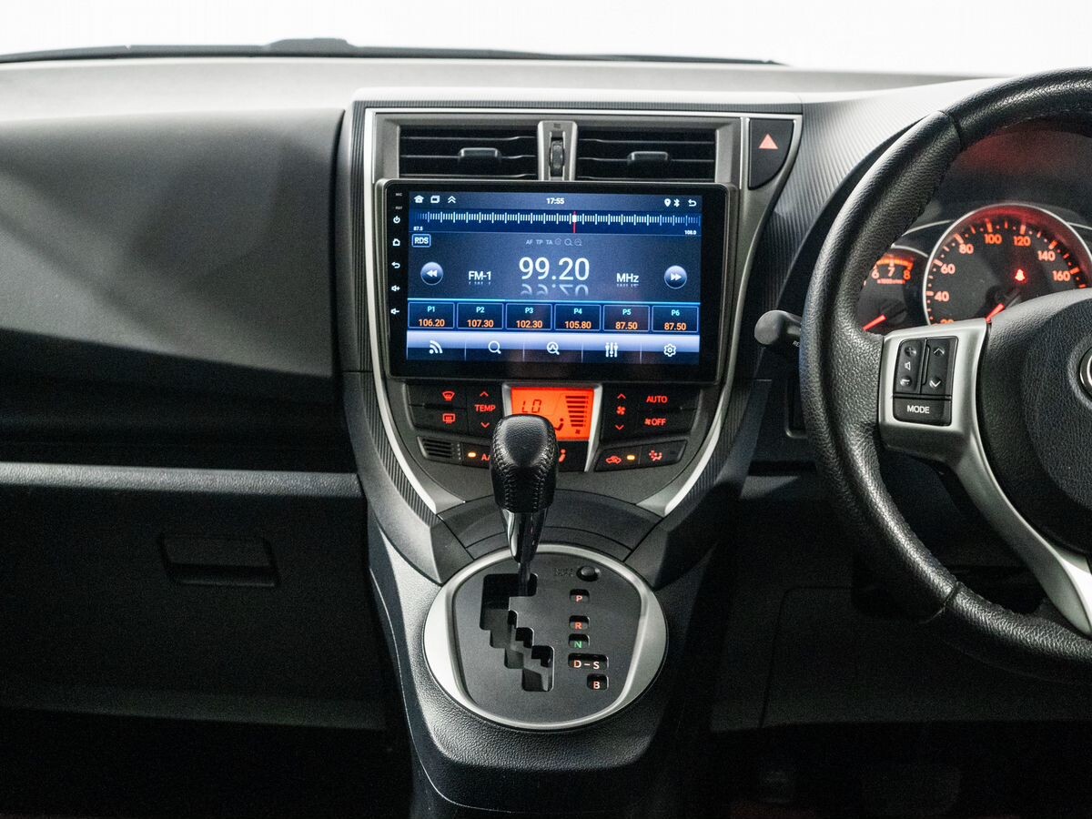 Toyota Ractis 2011 - фото автомобиля
