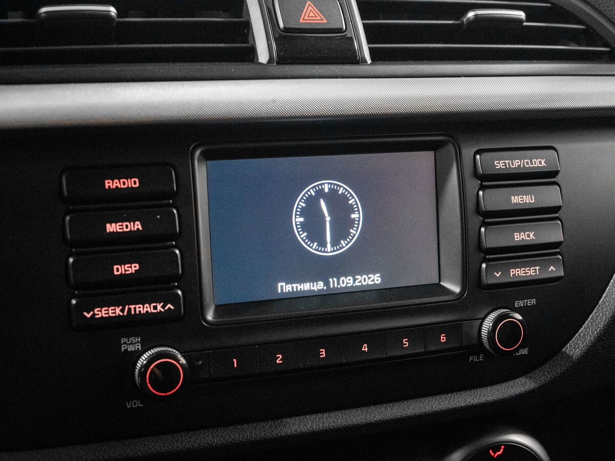 Kia Rio 2019 - фото автомобиля