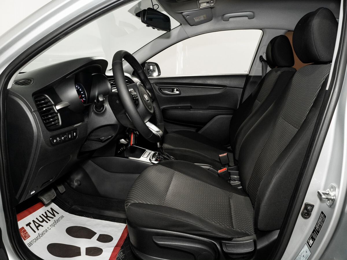 Kia Rio 2019 - фото автомобиля