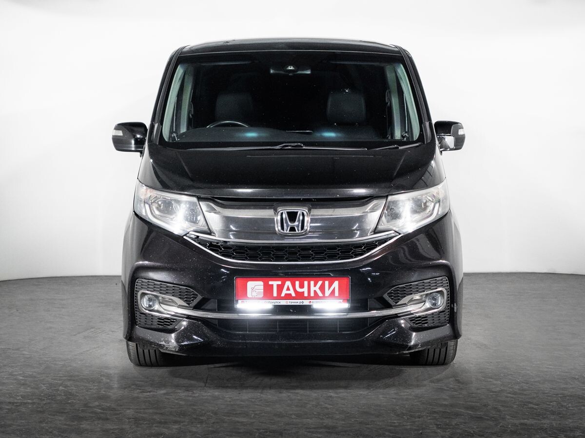 Honda Stepwgn 2015 - фото автомобиля