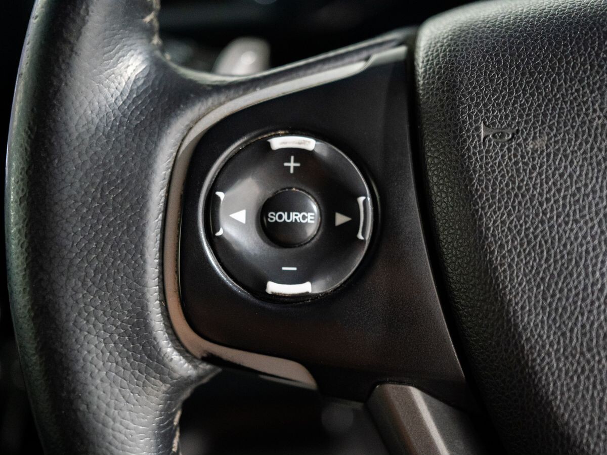 Honda Stepwgn 2015 - фото автомобиля