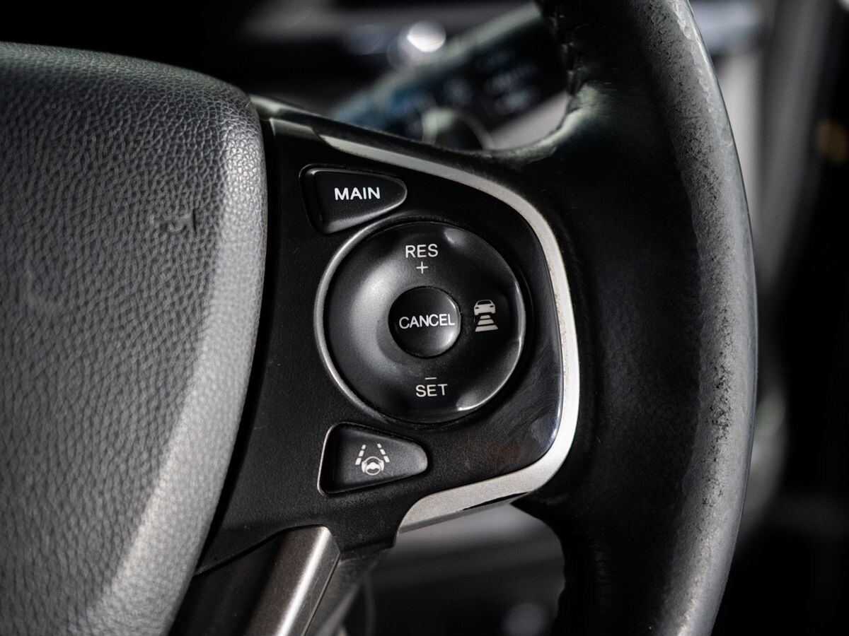 Honda Stepwgn 2015 - фото автомобиля