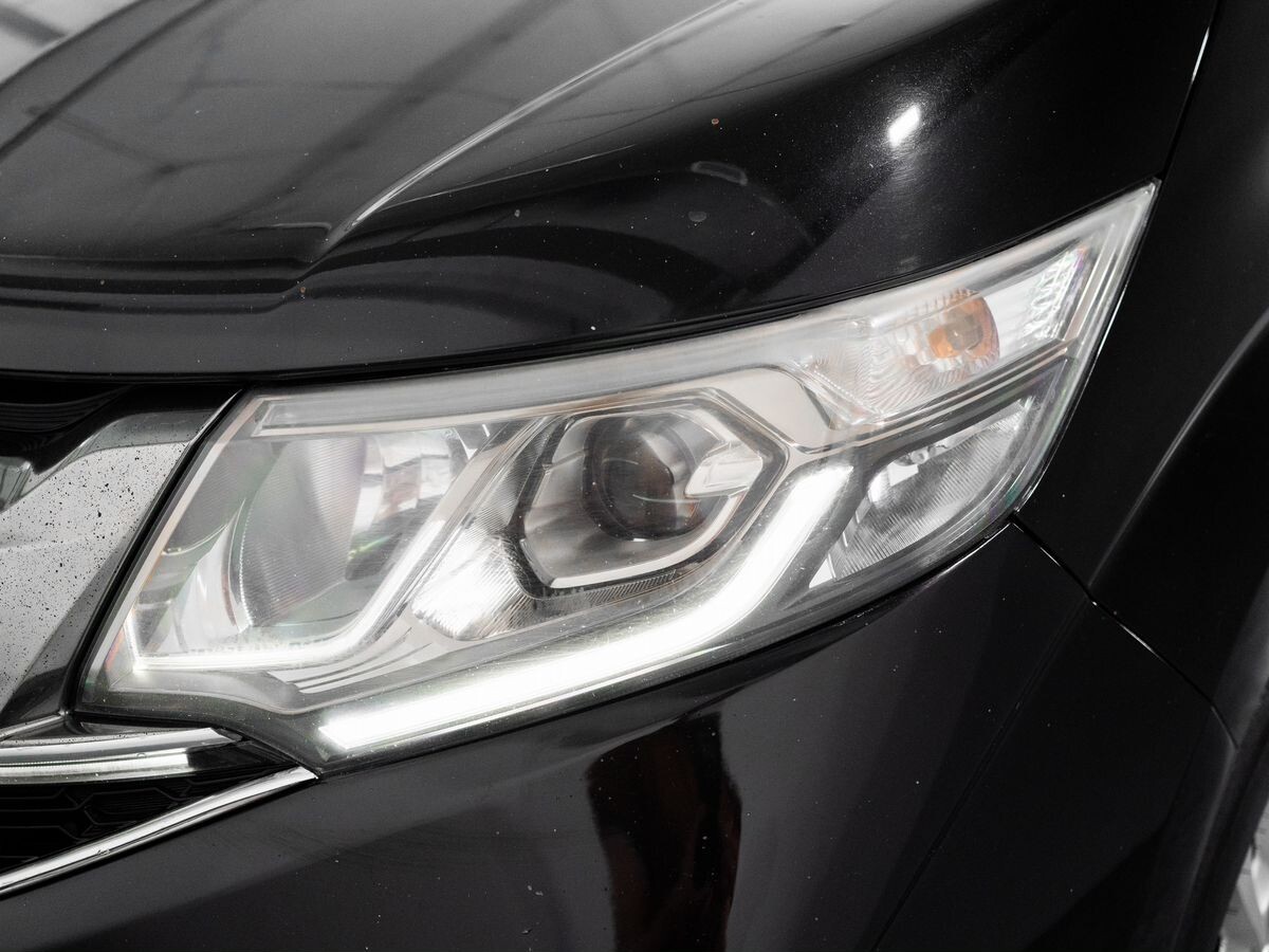 Honda Stepwgn 2015 - фото автомобиля