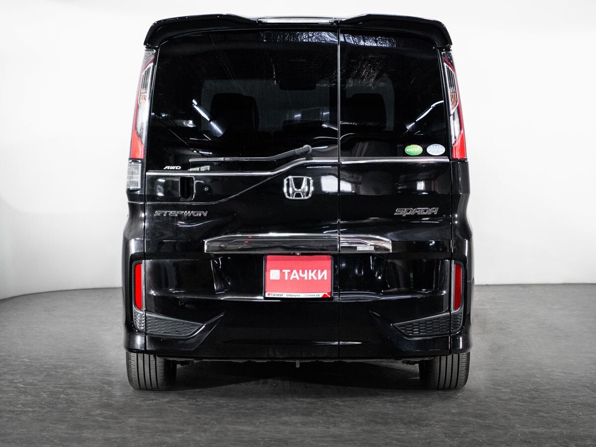 Honda Stepwgn 2015 - фото автомобиля