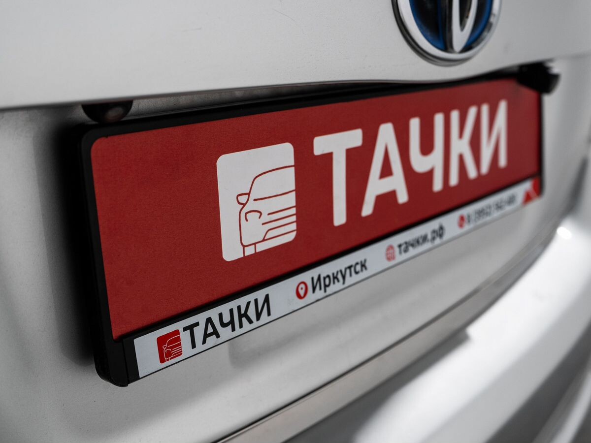 Toyota Prius 2011 - фото автомобиля