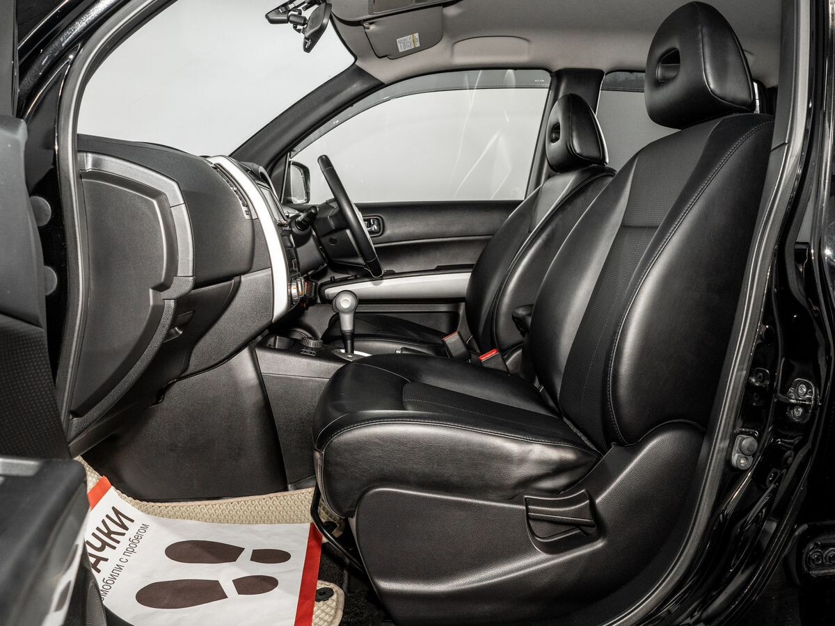 Nissan X-Trail 2012 - фото автомобиля