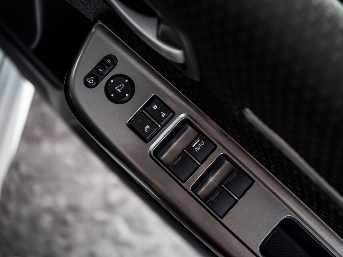 Honda Stepwgn 2017 - фото автомобиля