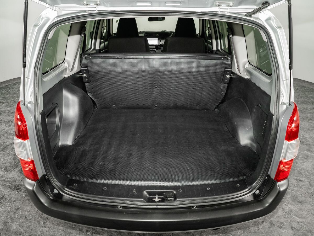 Toyota Probox 2017 - фото автомобиля