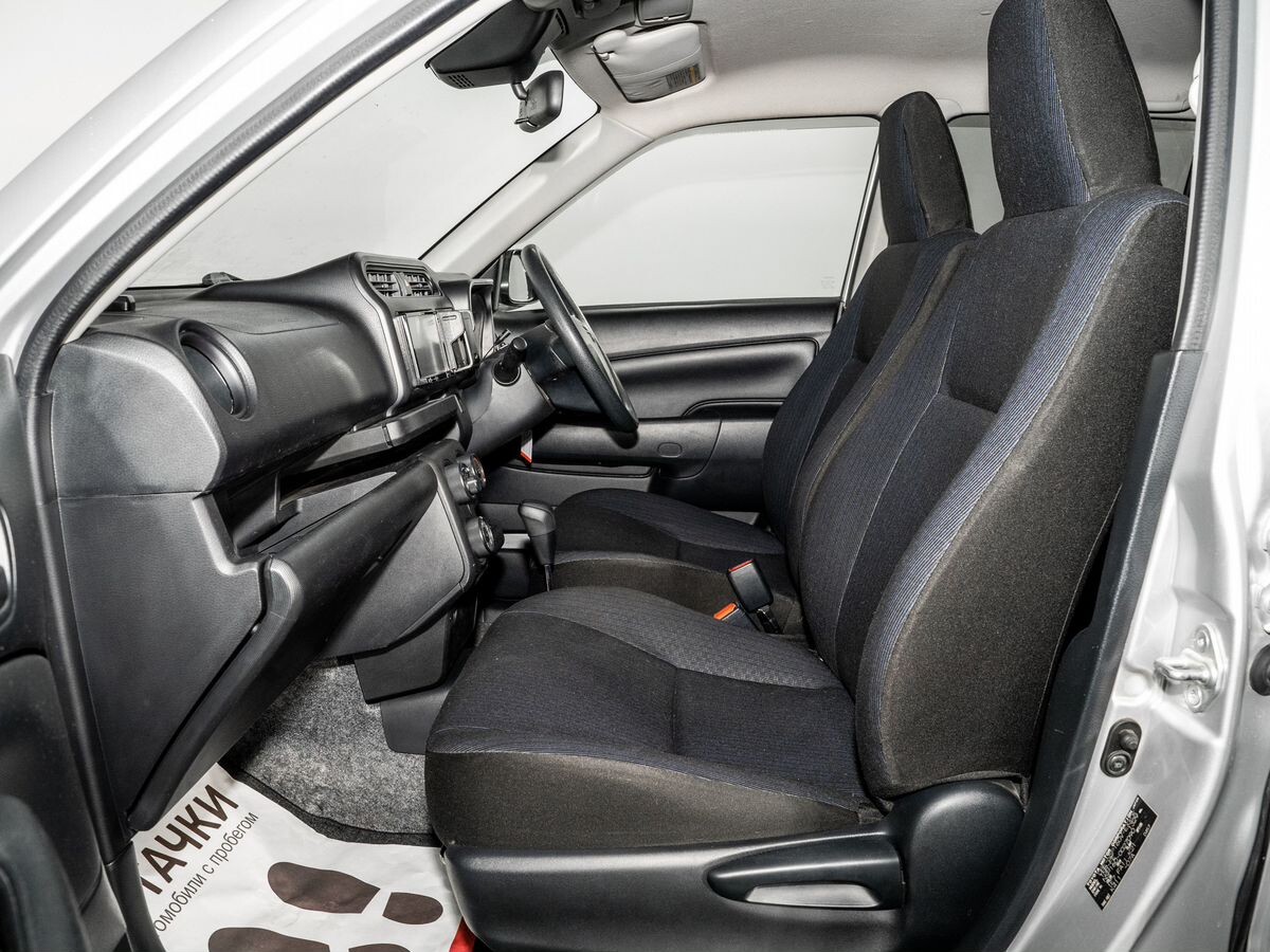 Toyota Probox 2017 - фото автомобиля