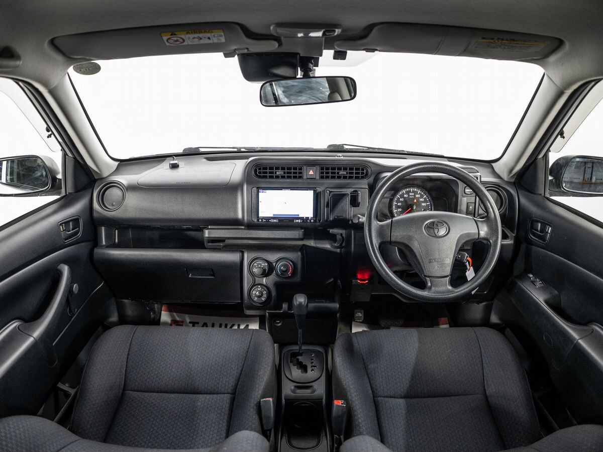 Toyota Probox 2017 - фото автомобиля