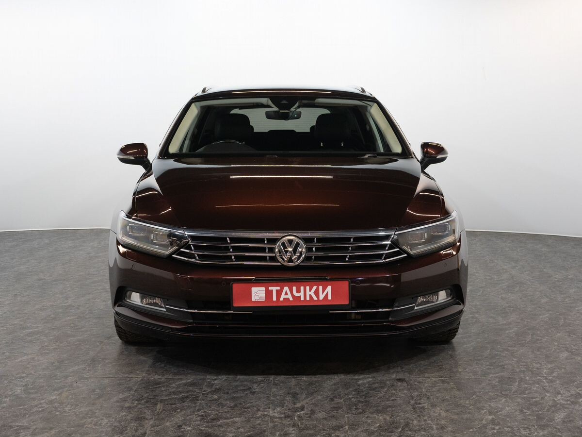 Volkswagen Passat 2015 - фото автомобиля