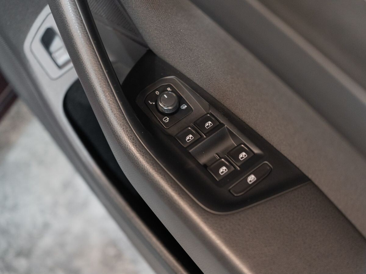 Volkswagen Passat 2015 - фото автомобиля
