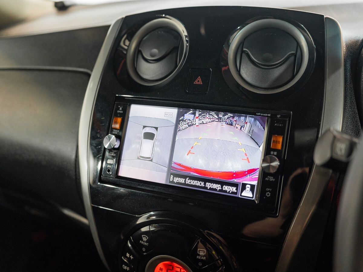 Nissan Note 2015 - фото автомобиля