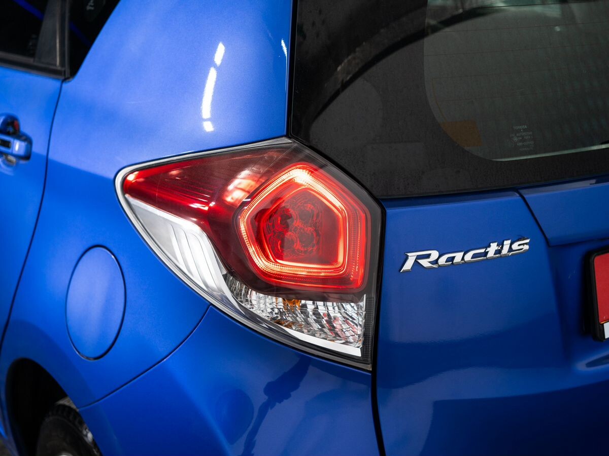 Toyota Ractis 2014 - фото автомобиля