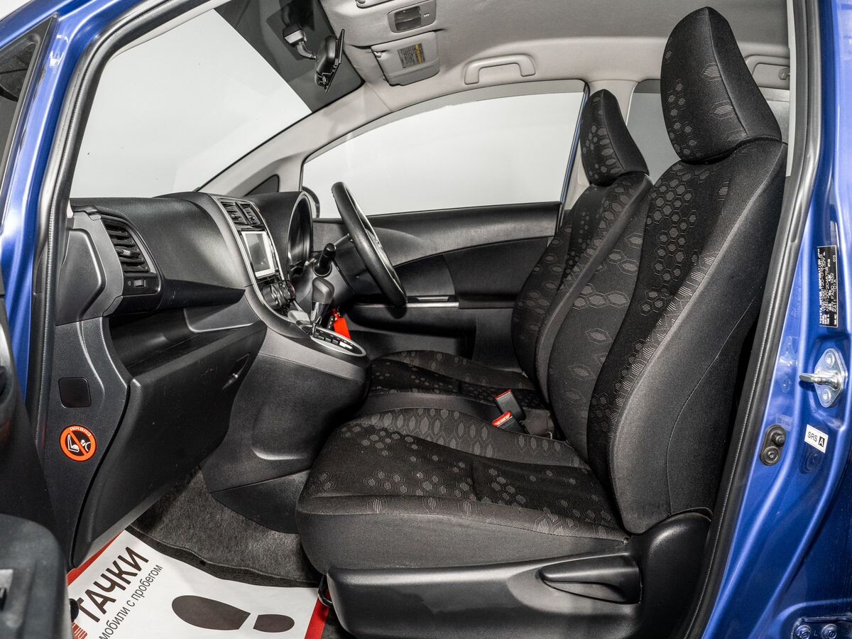 Toyota Ractis 2014 - фото автомобиля