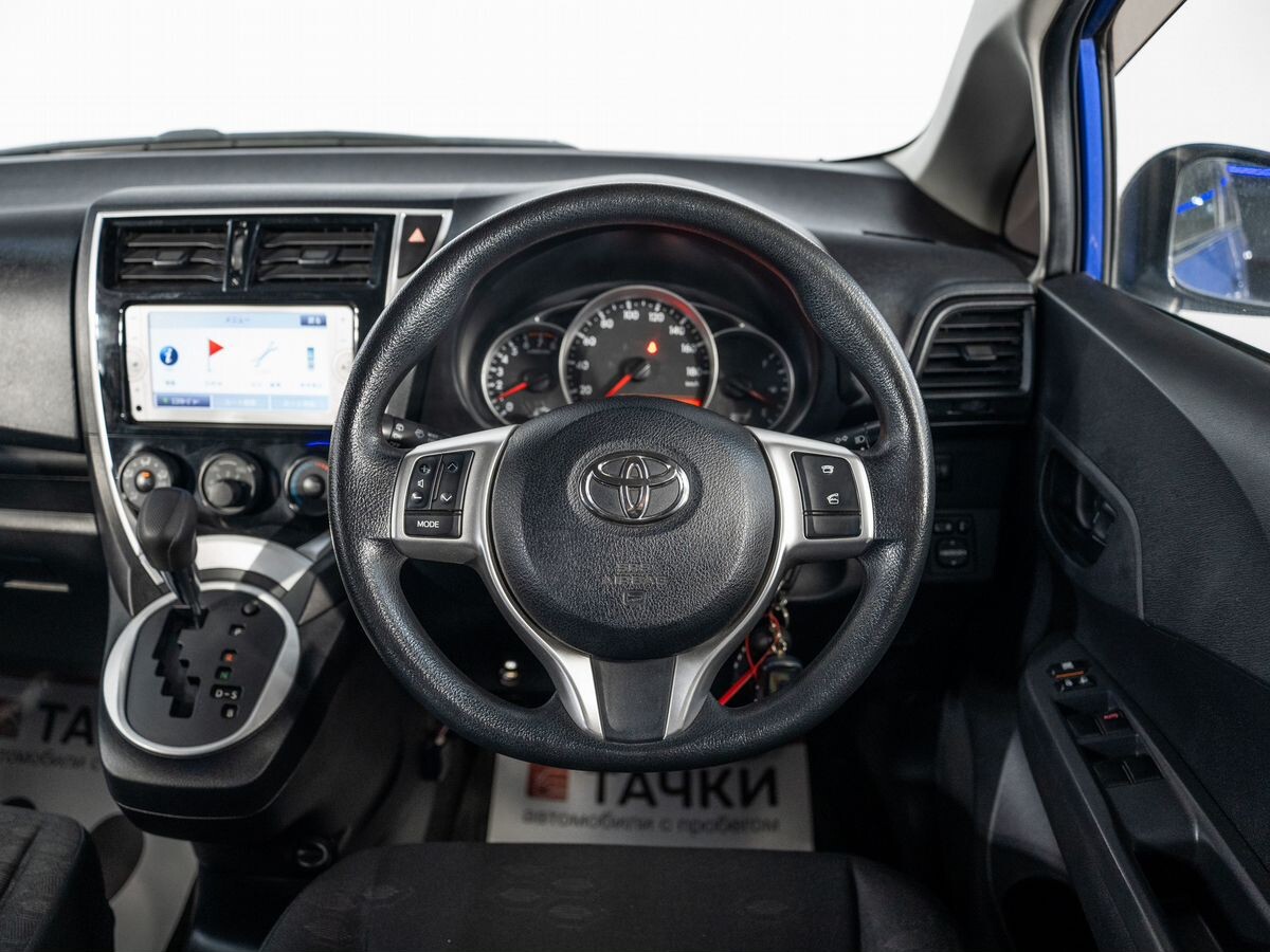 Toyota Ractis 2014 - фото автомобиля
