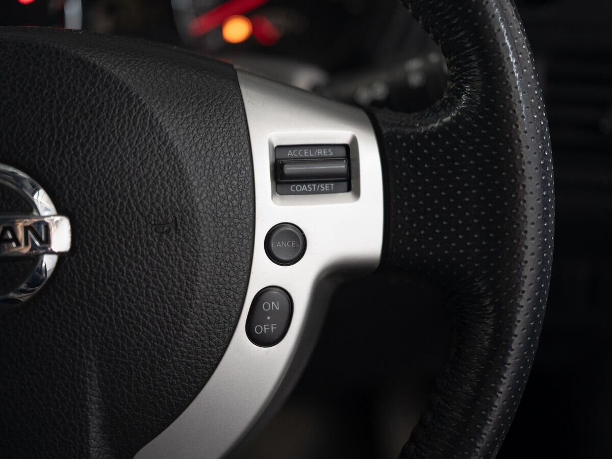 Nissan X-Trail 2012 - фото автомобиля