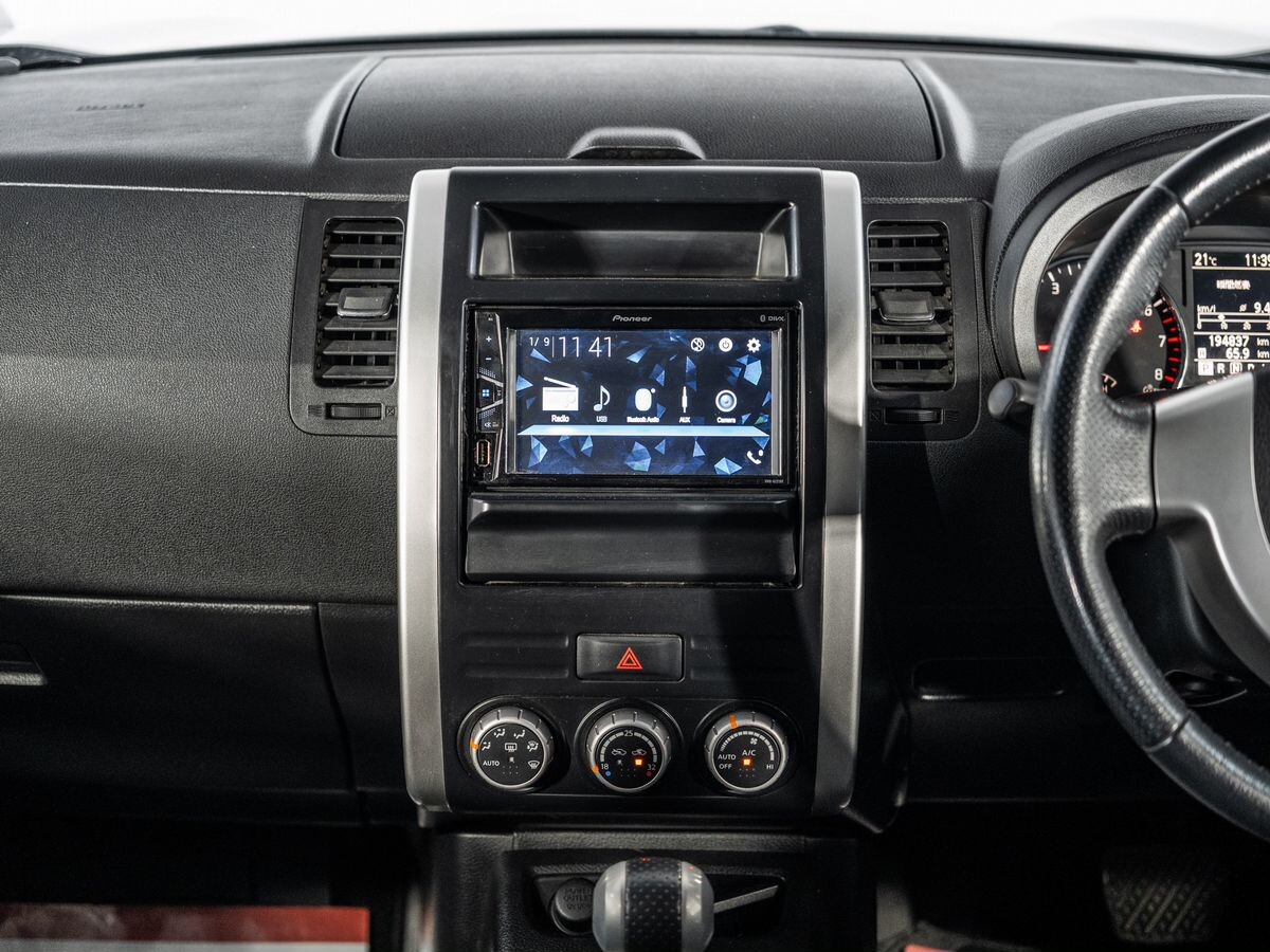 Nissan X-Trail 2012 - фото автомобиля
