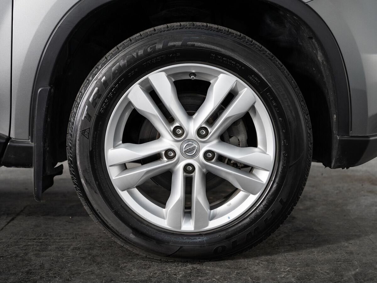 Nissan X-Trail 2012 - фото автомобиля