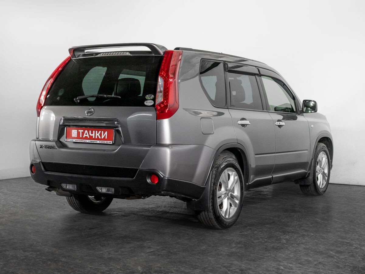 Nissan X-Trail 2012 - фото автомобиля
