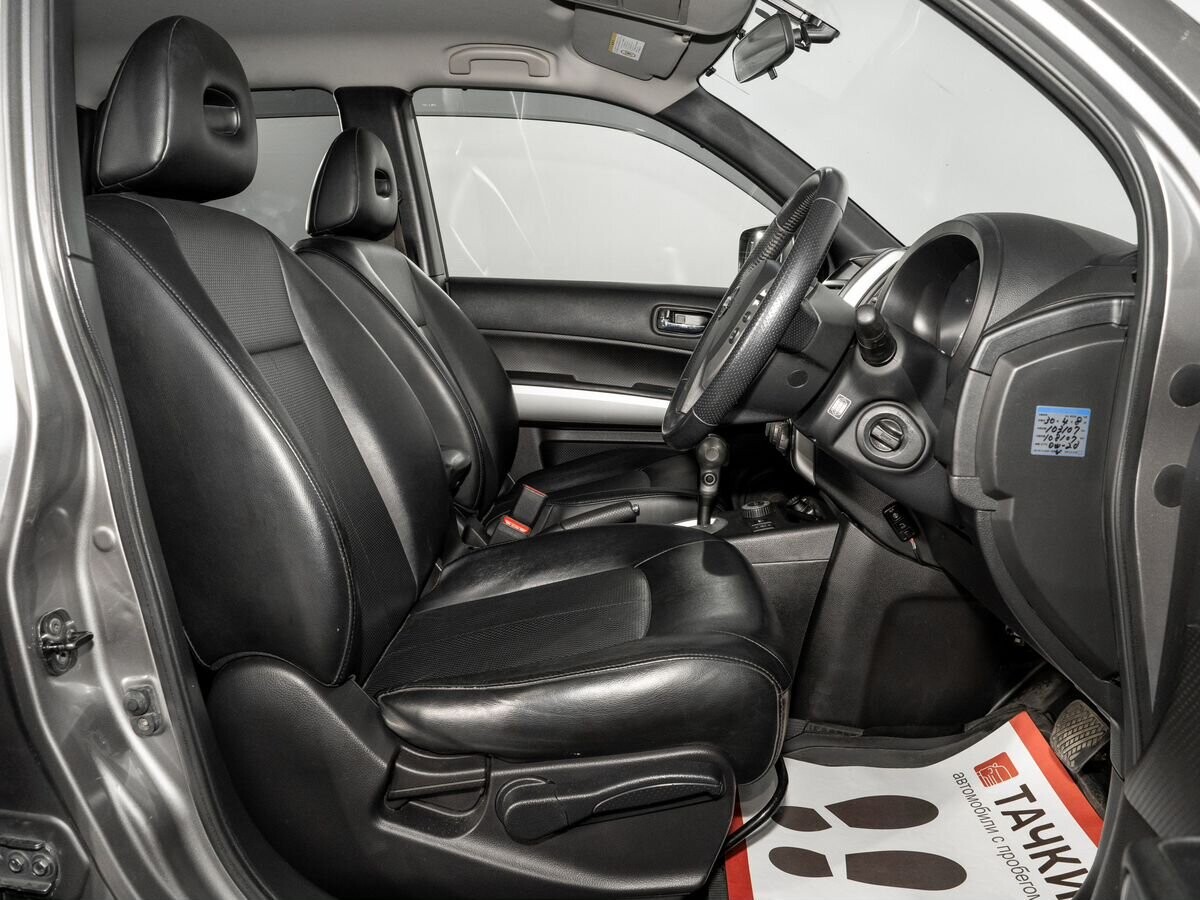 Nissan X-Trail 2012 - фото автомобиля
