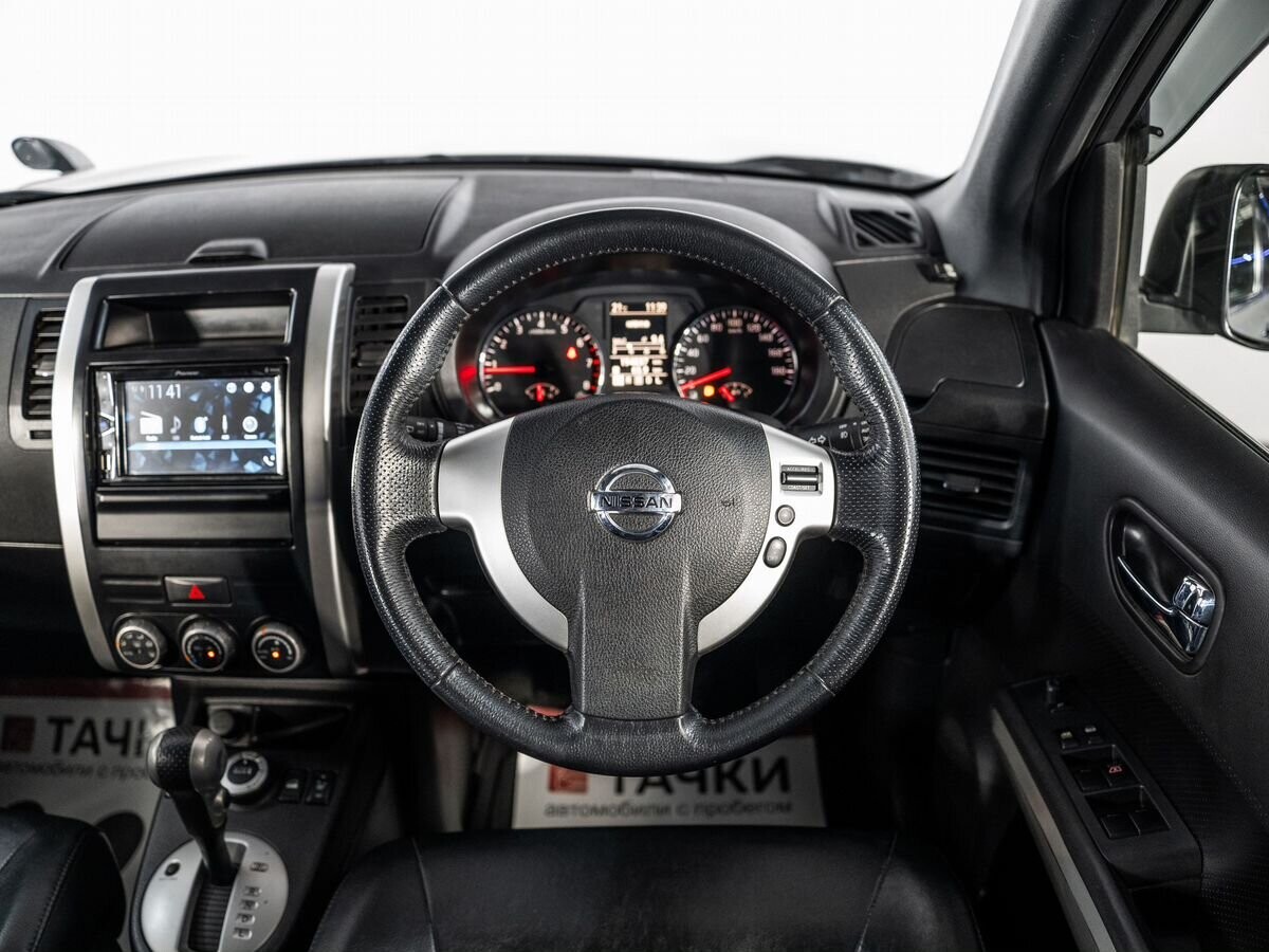 Nissan X-Trail 2012 - фото автомобиля