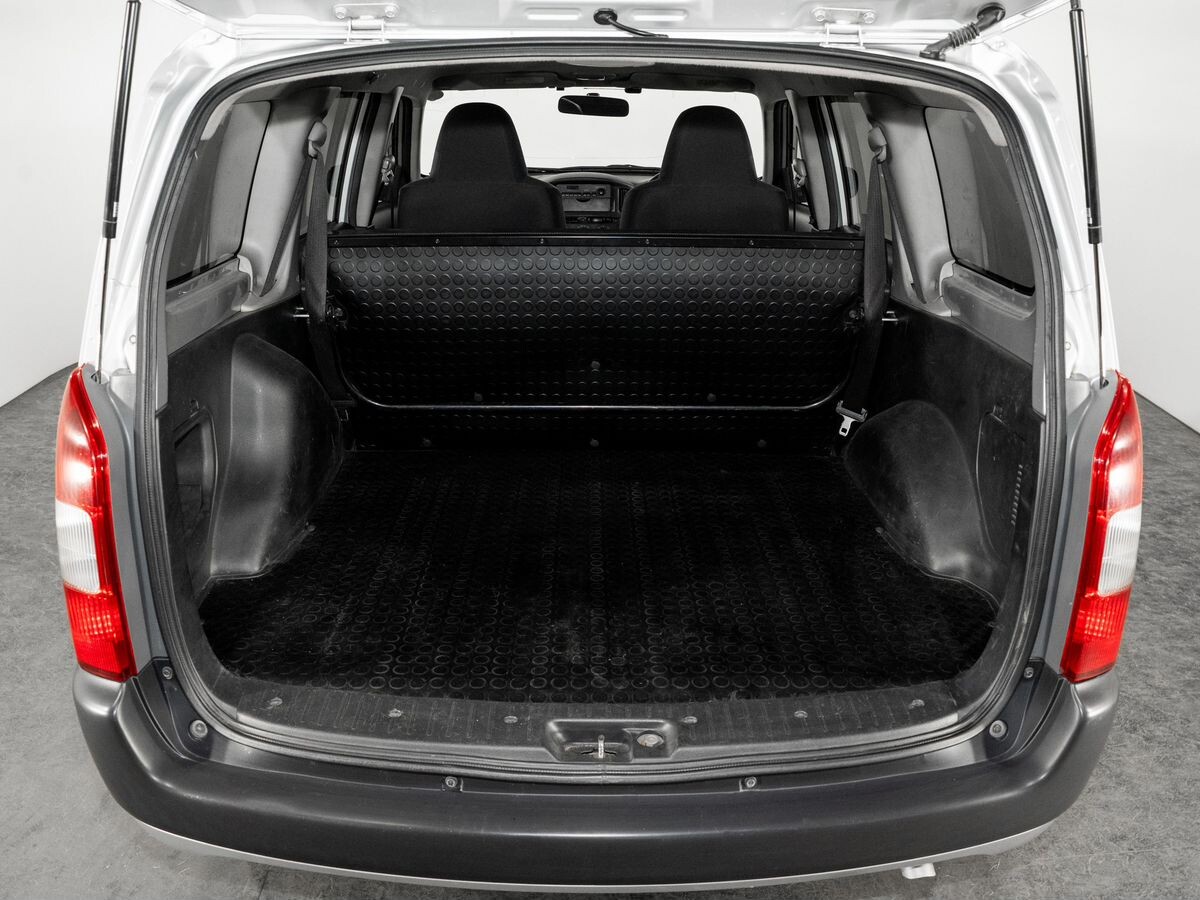 Toyota Probox 2013 - фото автомобиля