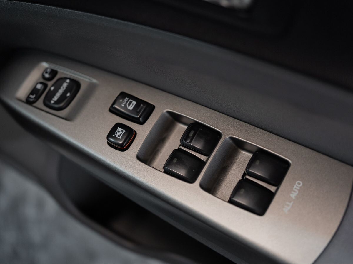Toyota Prius 2009 - фото автомобиля