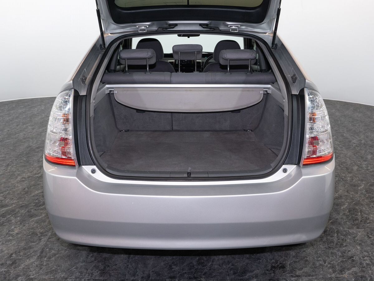 Toyota Prius 2009 - фото автомобиля