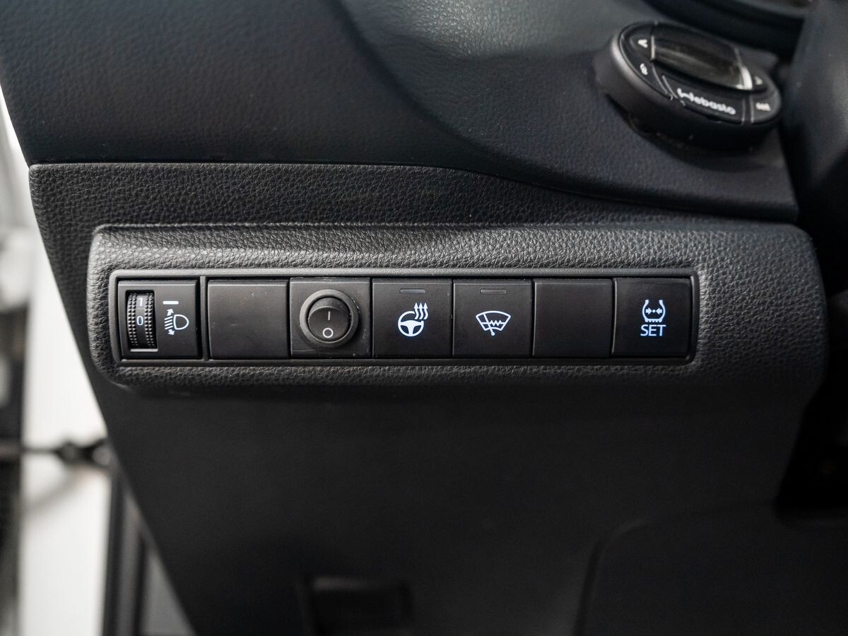 Toyota Corolla 2019 - фото автомобиля