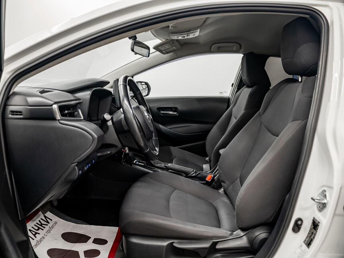 Toyota Corolla 2019 - фото автомобиля