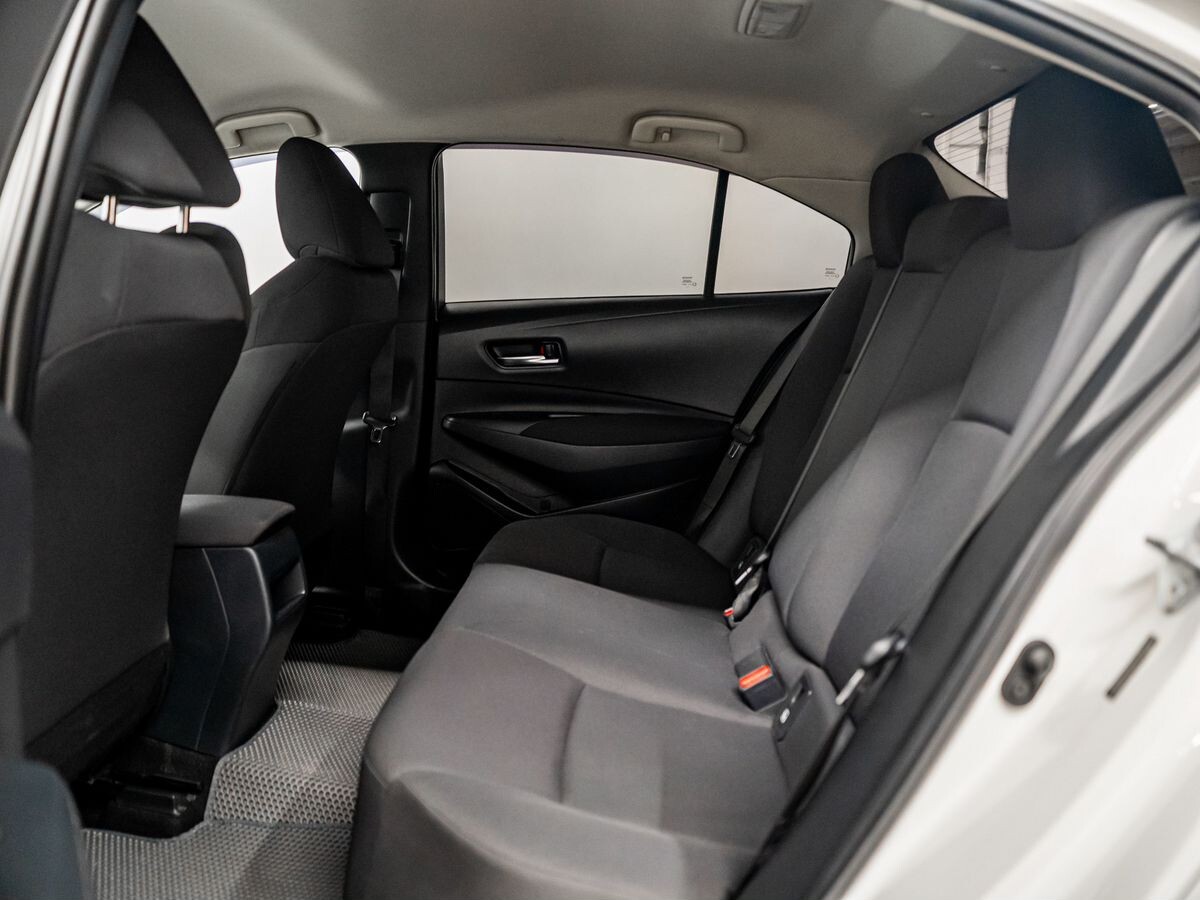 Toyota Corolla 2019 - фото автомобиля