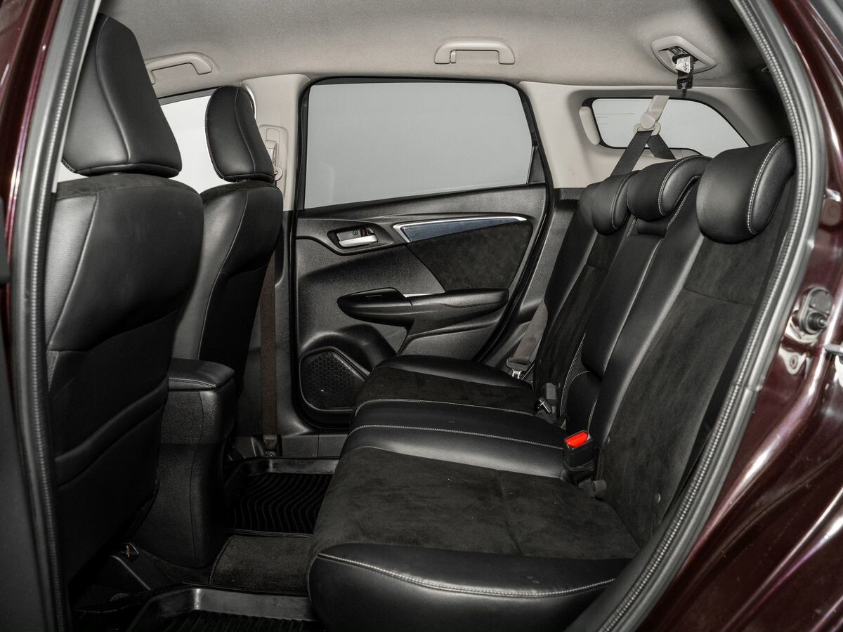 Honda Shuttle 2016 - фото автомобиля