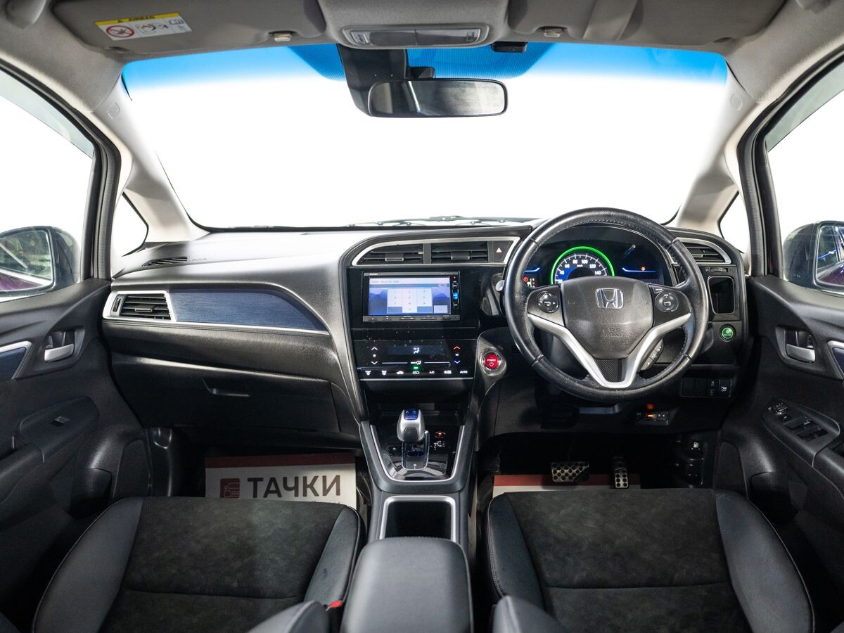 Honda Shuttle 2016 - фото автомобиля