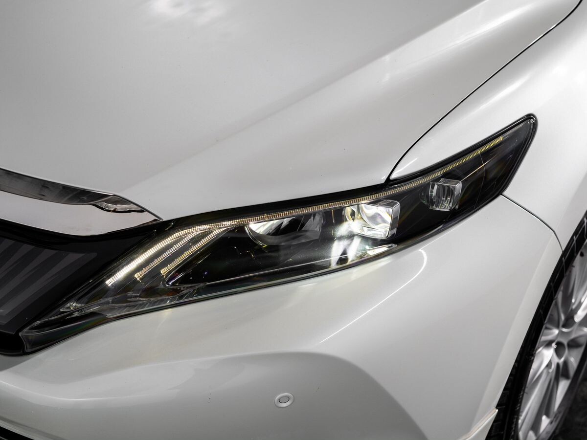 Toyota Harrier 2017 - фото автомобиля