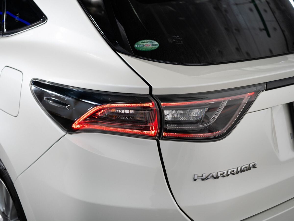 Toyota Harrier 2017 - фото автомобиля