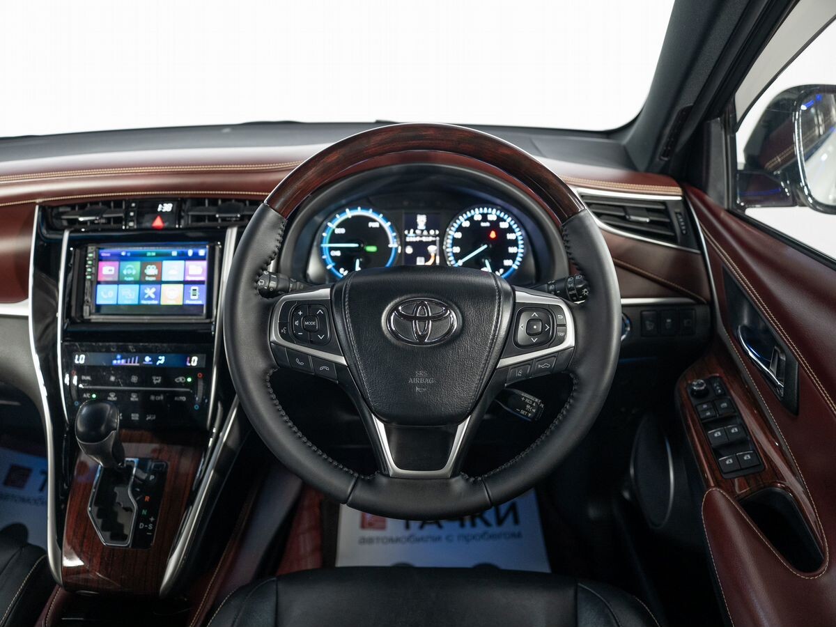 Toyota Harrier 2017 - фото автомобиля
