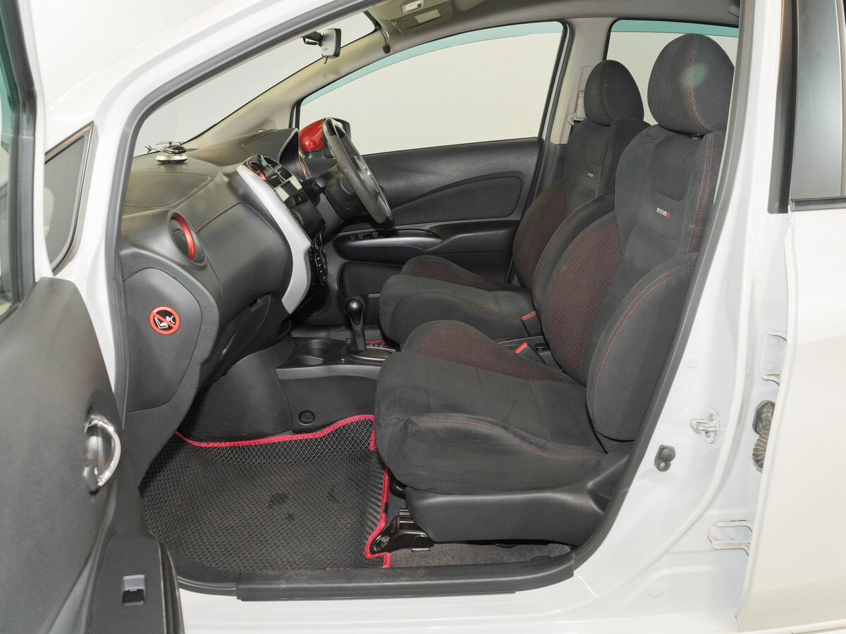 Nissan Note 2014 - фото автомобиля