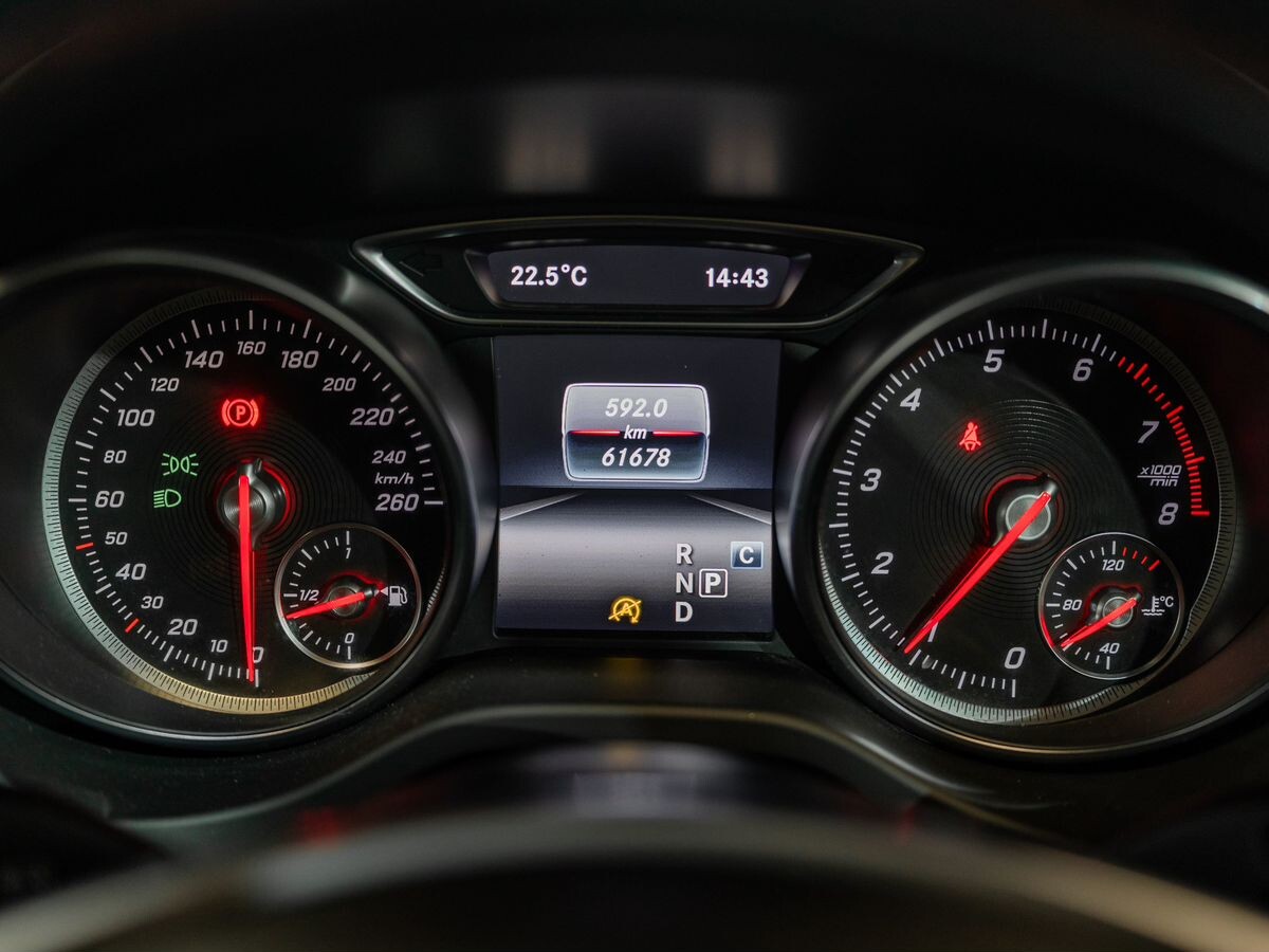 Mercedes-Benz CLA-Class 2016 - фото автомобиля