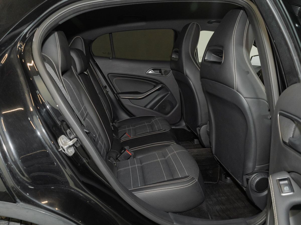 Mercedes-Benz GLA-Class 2017 - фото автомобиля