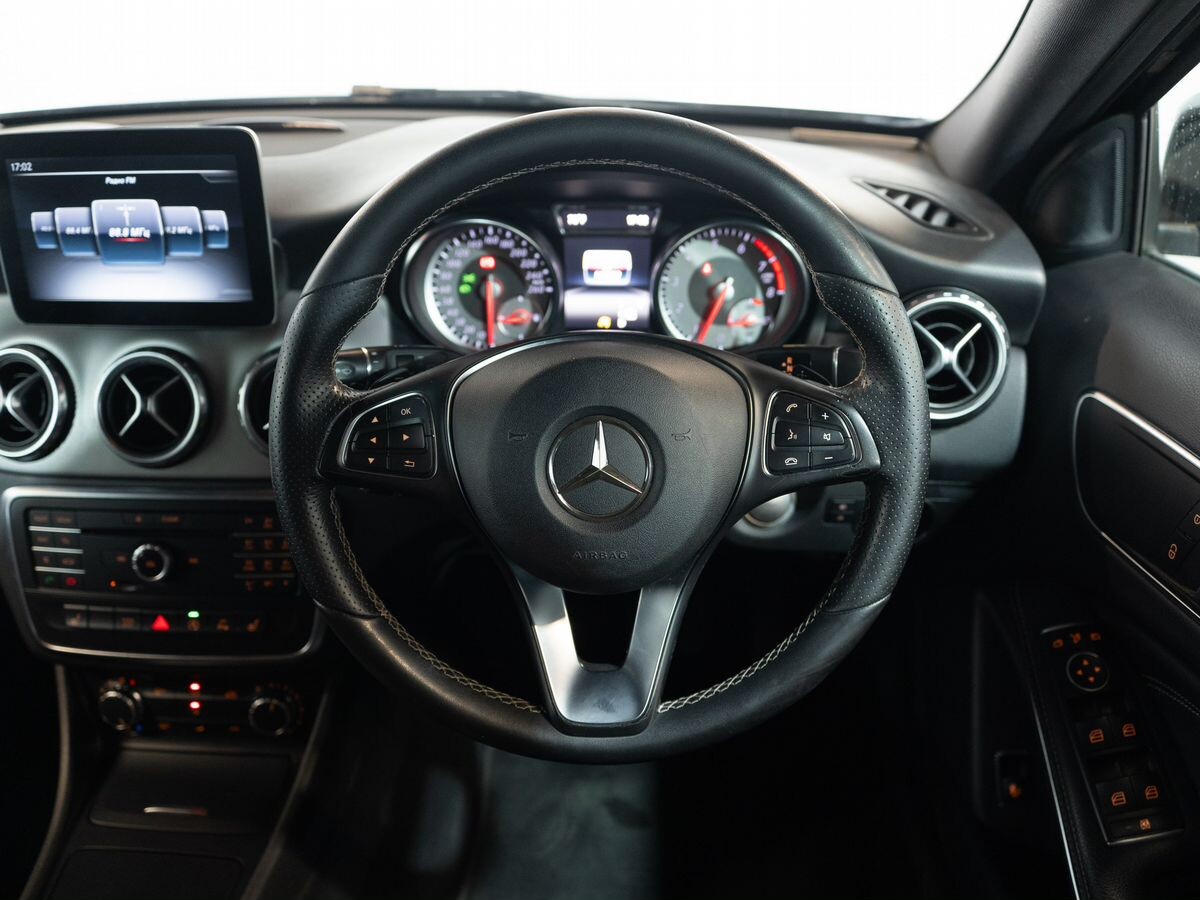 Mercedes-Benz GLA-Class 2017 - фото автомобиля