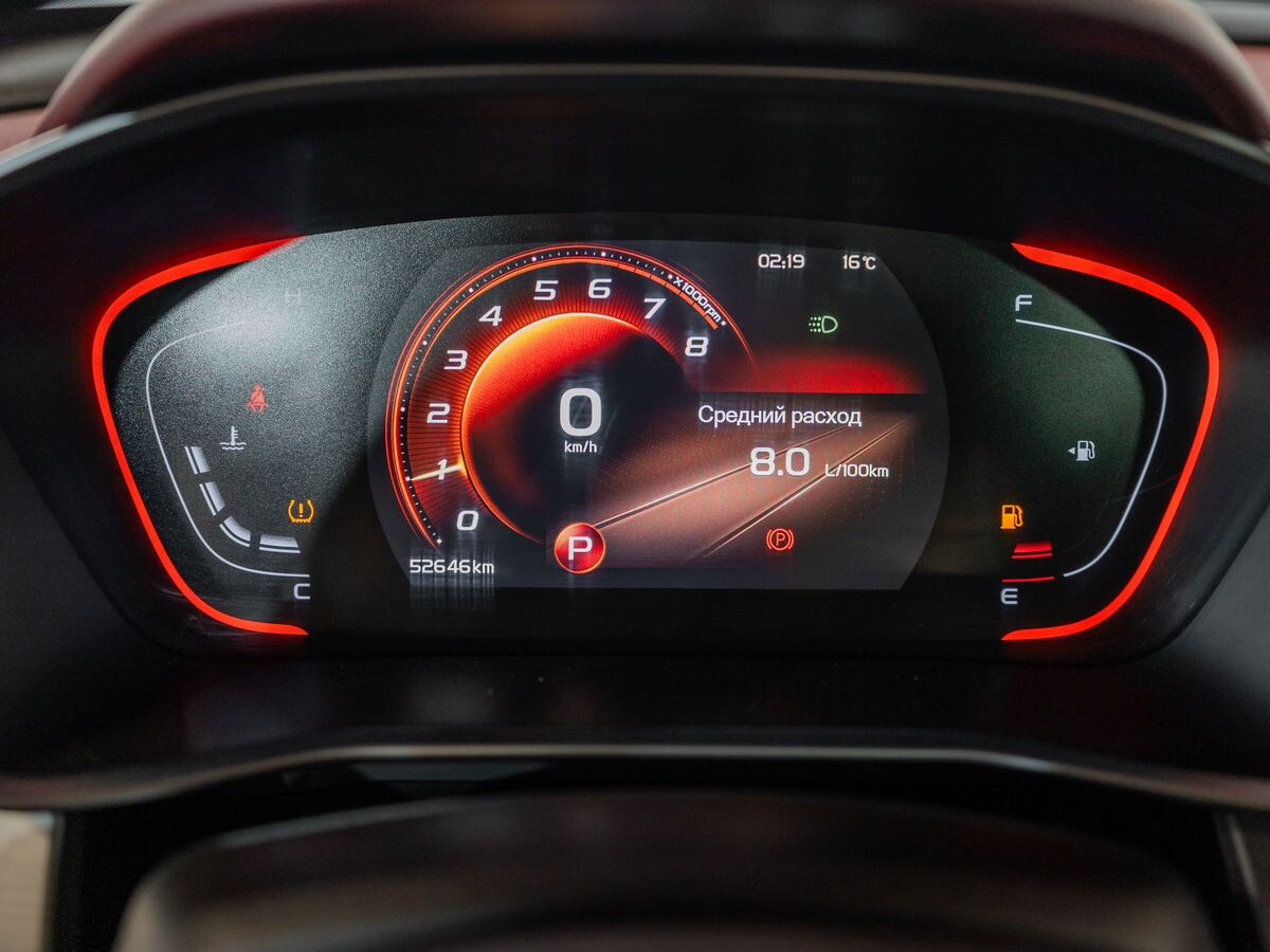 Geely Coolray 2022 - фото автомобиля