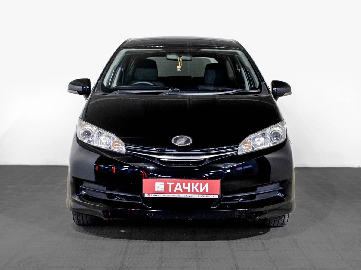 Toyota Wish 2015 - фото автомобиля