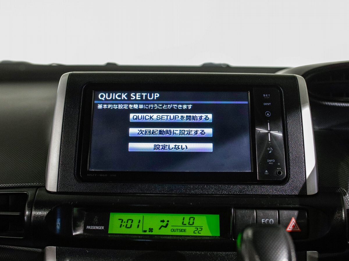Toyota Wish 2015 - фото автомобиля