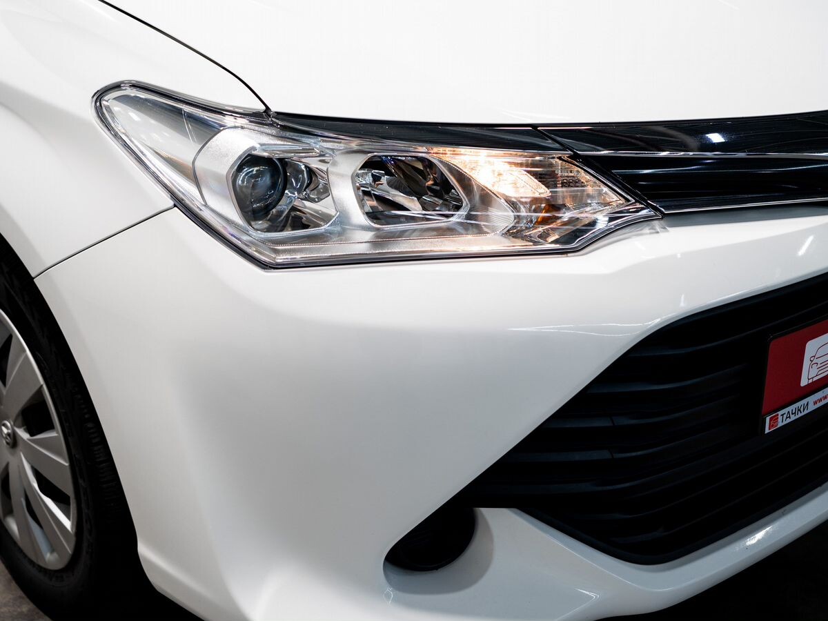Toyota Corolla Fielder 2015 - фото автомобиля