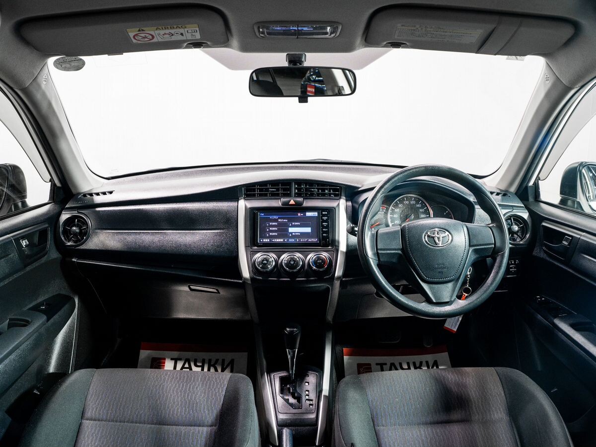 Toyota Corolla Fielder 2015 - фото автомобиля
