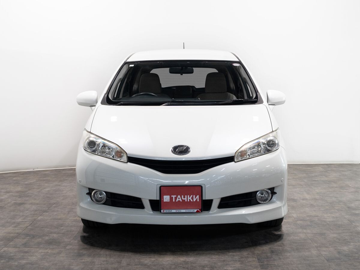 Toyota Wish 2010 - фото автомобиля