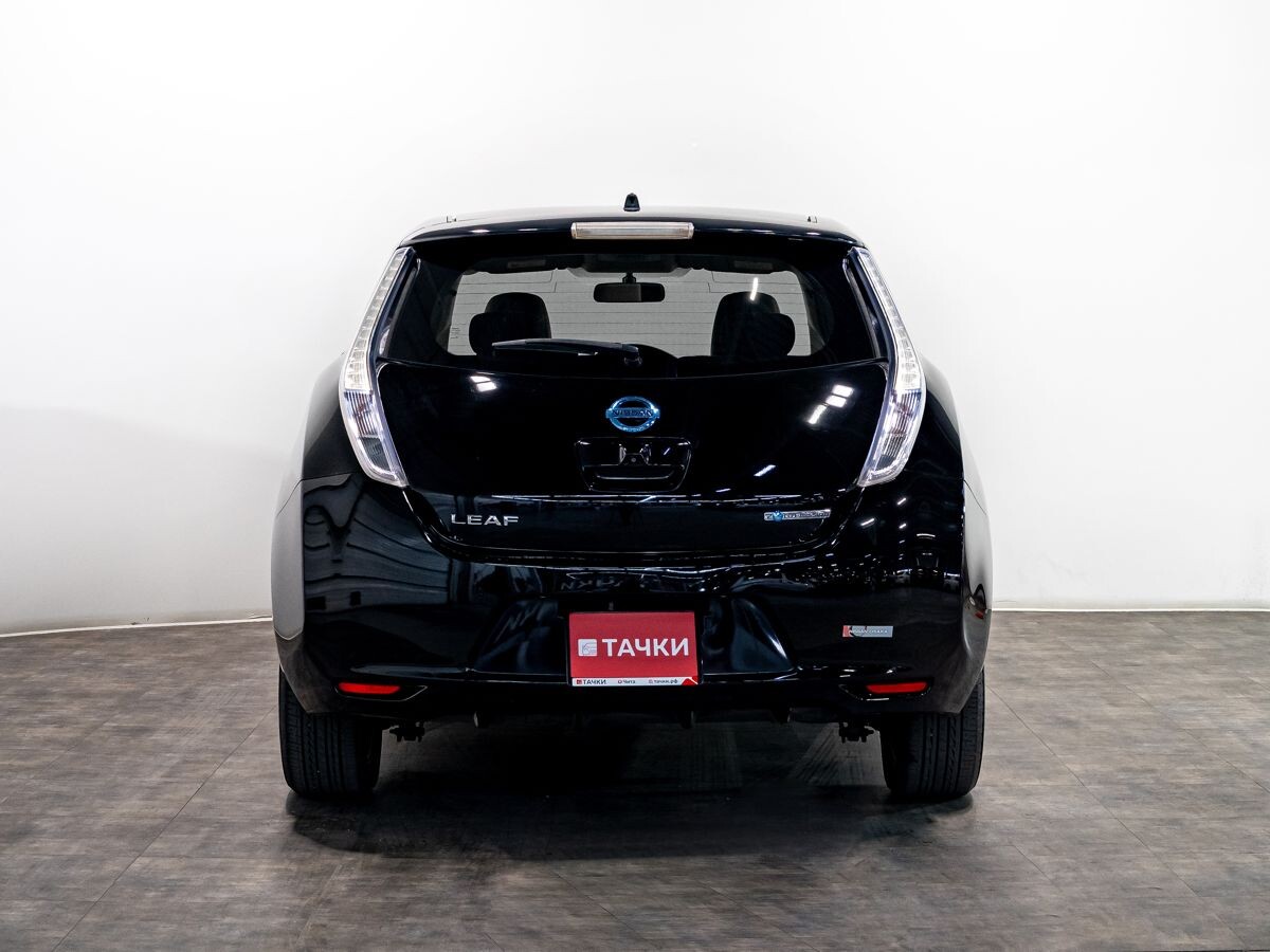 Nissan Leaf 2011 - фото автомобиля