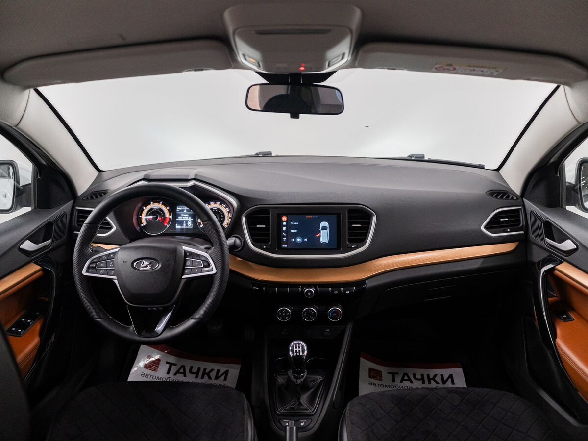 Лада Веста Кросс 2023 - фото автомобиля