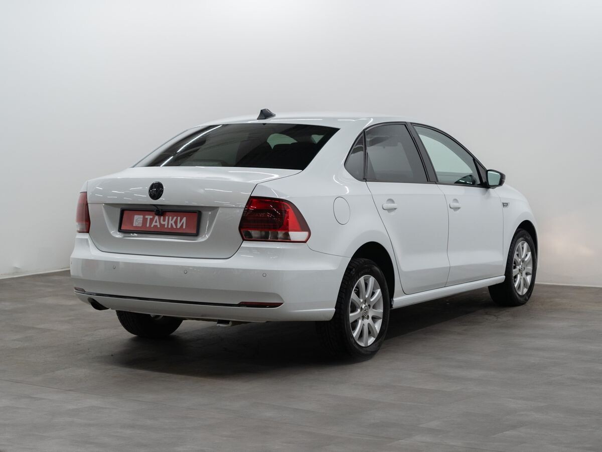 Volkswagen Polo 2016 - фото автомобиля